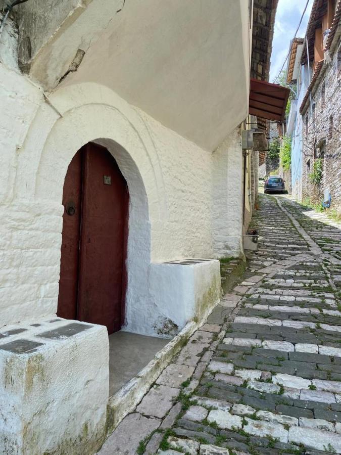 Lula Guesthouse Gjirokastër Exterior foto